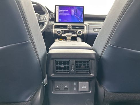 Certified 2025 Toyota 4Runner 4WD image 33