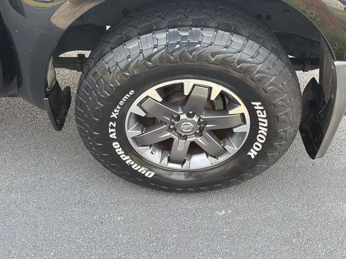 Used 2017 Nissan Frontier Desert Runner RWD image 35
