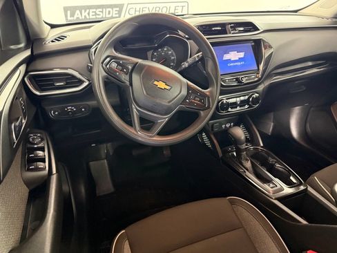 Used 2021 Chevrolet TrailBlazer LT w/ Convenience Package AWD/4WD image 19