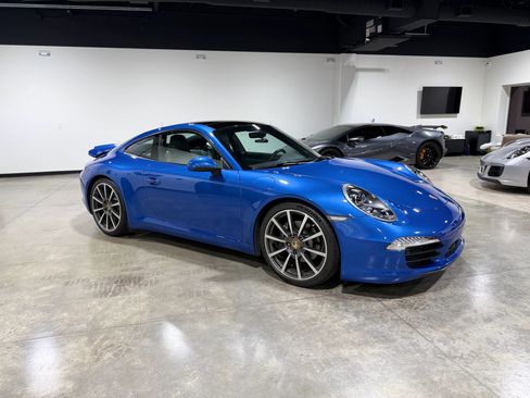Used 2015 Porsche 911 Carrera image 17