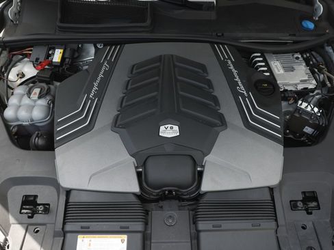 Used 2020 Lamborghini Urus AWD/4WD image 20