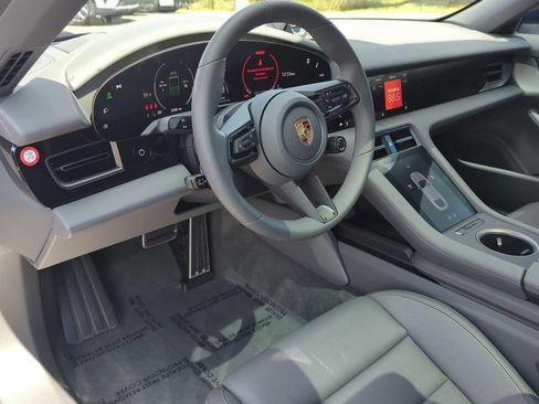 Used 2025 Porsche Taycan 4S image 15