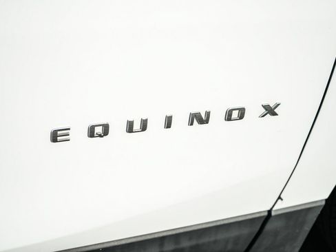 Used 2019 Chevrolet Equinox LS FWD image 10