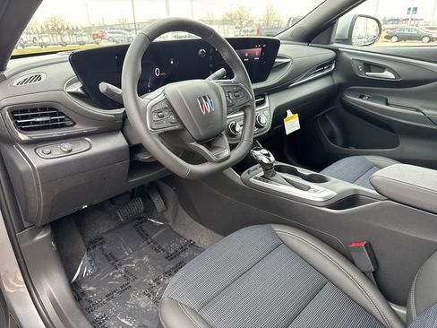 New 2026 Buick Envista Preferred image 12