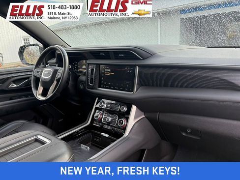 Used 2022 GMC Yukon XL Denali image 25