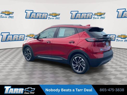 Used 2022 Chevrolet Bolt EUV Premier w/ Super Cruise Package FWD image 6