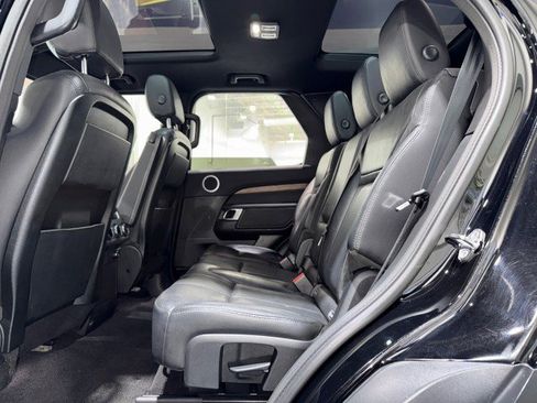 Used 2018 Land Rover Discovery HSE image 51