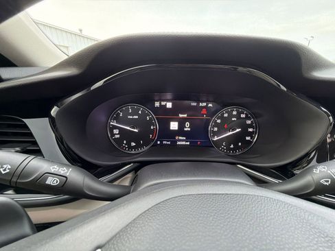 Used 2023 Buick Envision Avenir image 11