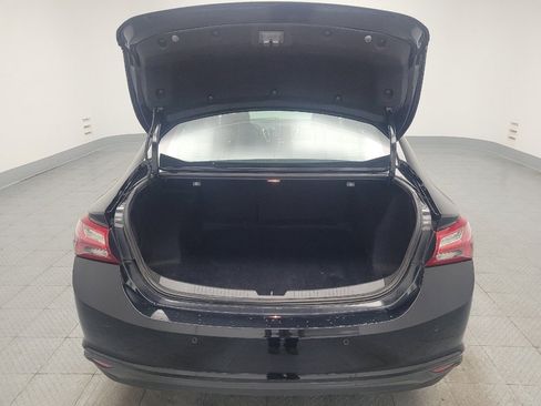 Used 2021 Chevrolet Malibu LT FWD image 29