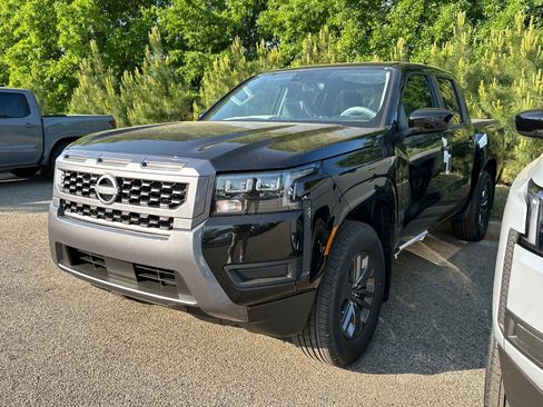 New 2026 Nissan Frontier SV w/ SV Convenience Package RWD image 1