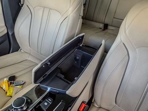 Used 2017 BMW 540i RWD image 35