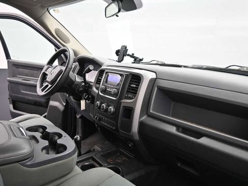 Used 2015 RAM 2500 Tradesman w/ Chrome Appearance Group image 18