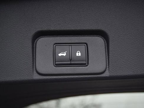 New 2026 Nissan Rogue Platinum image 30