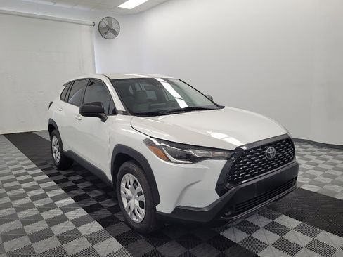 Used 2023 Toyota Corolla Cross L FWD image 13