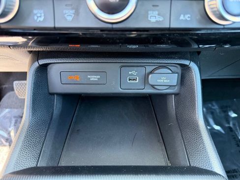 Certified 2024 Honda Civic EX-L image 25