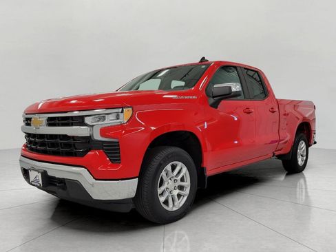 Used 2022 Chevrolet Silverado 1500 LT image 12