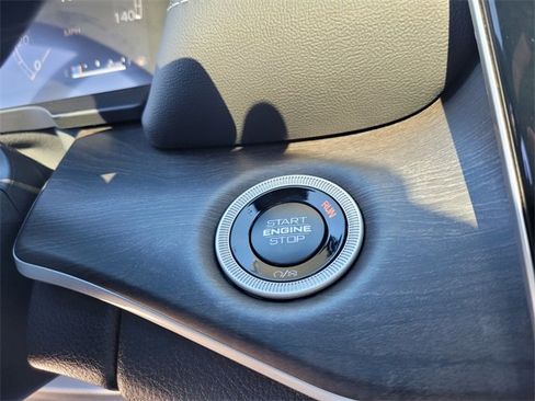 New 2025 Jeep Grand Cherokee Limited w/ Luxury Tech Group II image 29