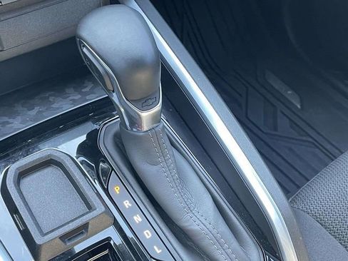 Used 2024 Chevrolet Colorado LT w/ LT Convenience Package image 28