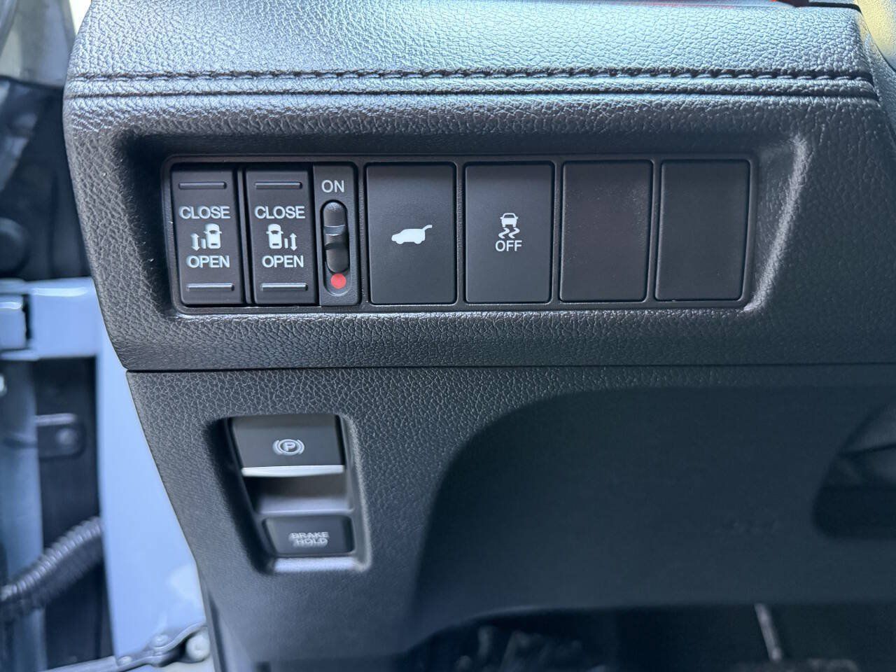 Used 2025 Honda Odyssey Sport-L image 29