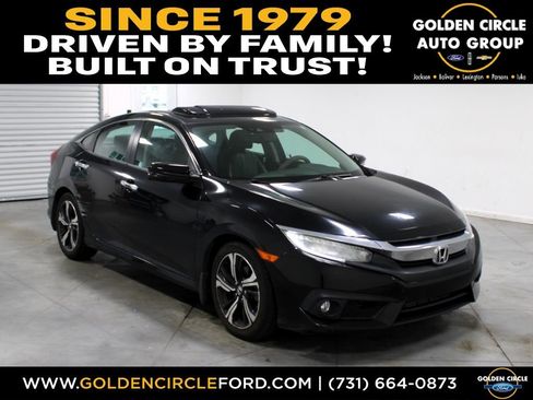Used 2016 Honda Civic Touring image 1