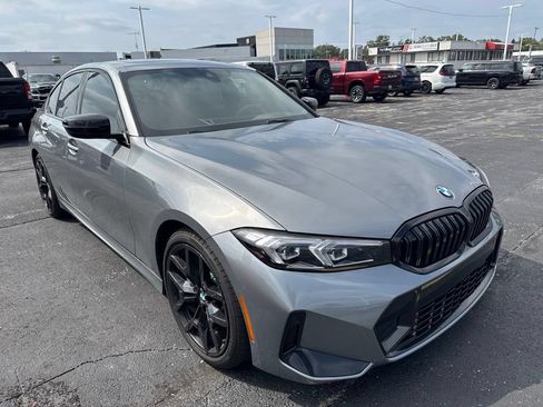 Used 2025 BMW 330i xDrive Sedan w/ M Sport Package AWD/4WD image 3