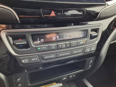 Used 2021 Honda Passport Elite image 8