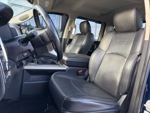 Used 2014 RAM 1500 Laramie w/ Convenience Group image 15