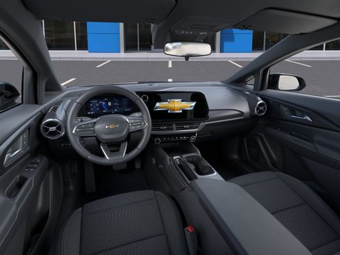 New 2026 Chevrolet Equinox EV LT w/ Midnight Package FWD image 15
