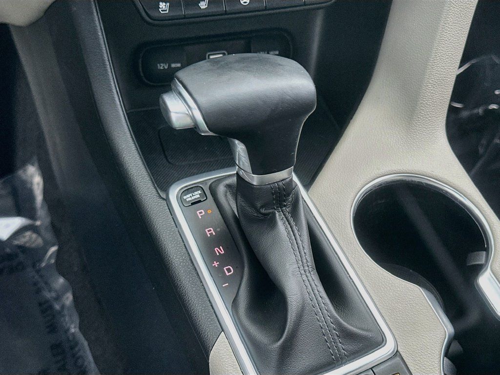 Used 2020 Kia Sportage SX FWD image 17