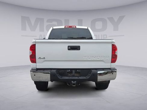 Used 2017 Toyota Tundra SR5 AWD/4WD image 4