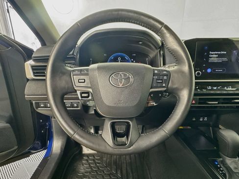 Used 2025 Toyota Camry LE w/ Convenience Package AWD/4WD image 11