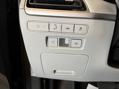 Used 2022 Hyundai Palisade SEL w/ Premium Package AWD/4WD image 17