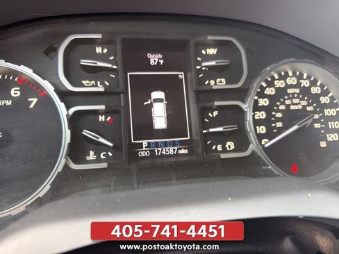 Used 2019 Toyota Tundra SR5 w/ SR5 Upgrade Package AWD/4WD image 15