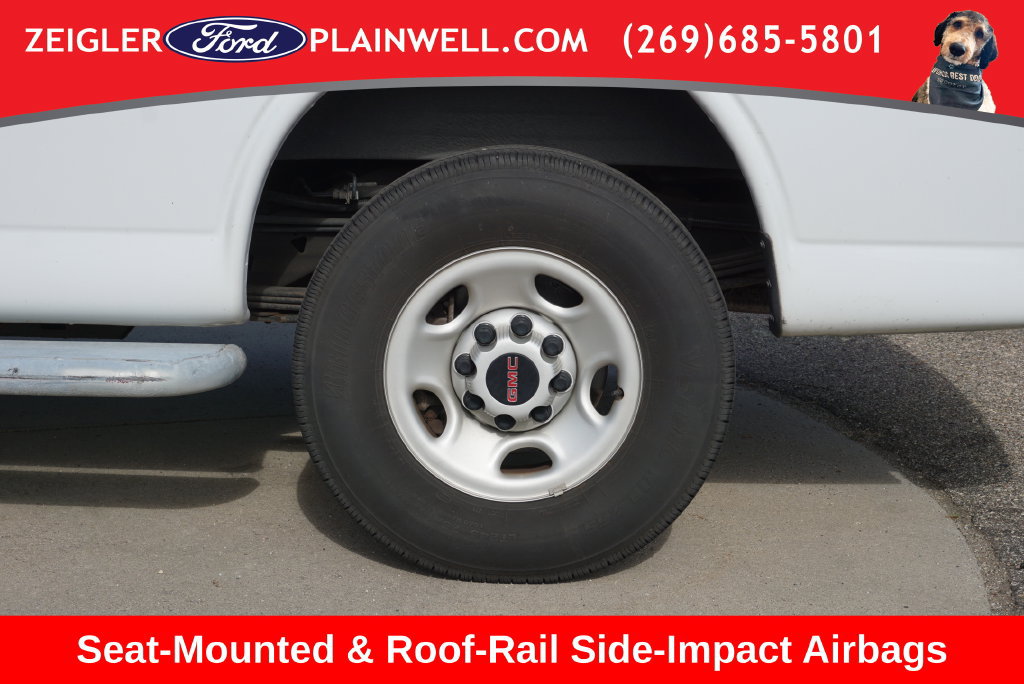 Used 2022 GMC Savana 2500 w/ Driver Convenience Package RWD image 9