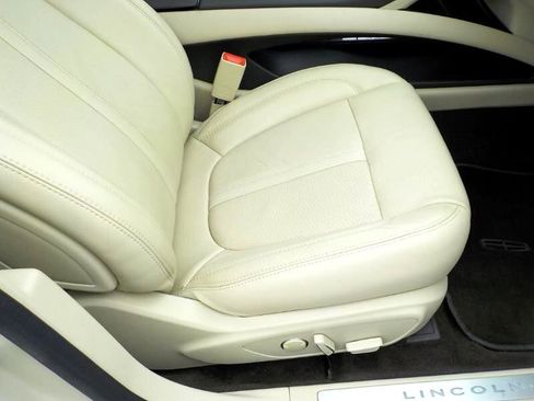 Used 2015 Lincoln MKZ Hybrid w/ Equipment Group 202A Reserve image 26