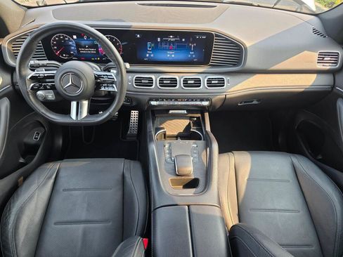 Used 2024 Mercedes-Benz GLE 350 4MATIC w/ AMG Line Interior image 17