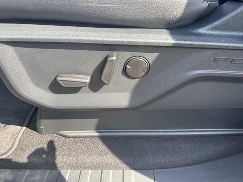 Used 2025 Ford F150 Lariat image 24