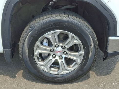 Used 2025 GMC Sierra 1500 SLT AWD/4WD image 8