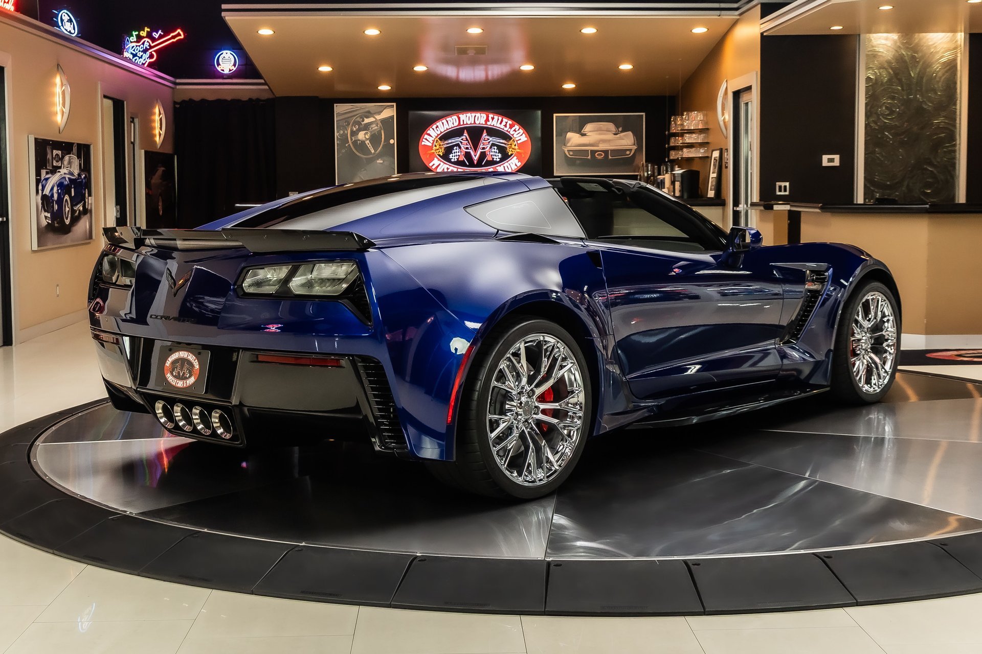 Used 2017 Chevrolet Corvette Z06 RWD image 13