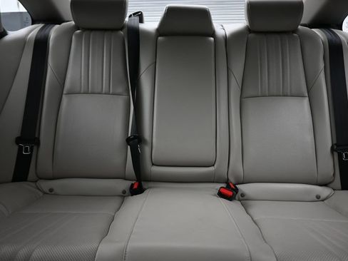 Used 2018 Honda Accord EX-L image 32