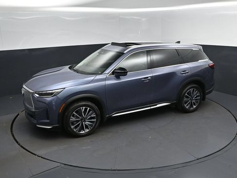 Certified 2026 INFINITI QX60 Luxe w/ Cargo Package FWD image 32