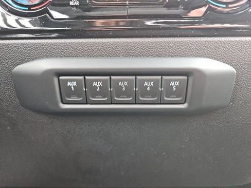 New 2026 GMC Sierra 3500 SLE image 24