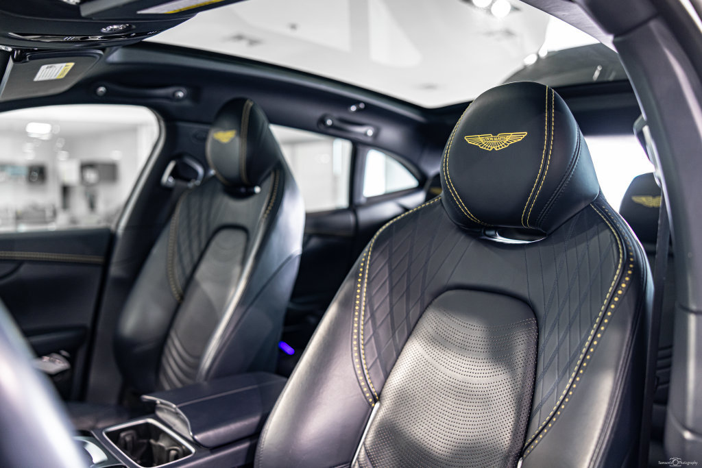 Used 2022 Aston Martin DBX AWD/4WD image 19