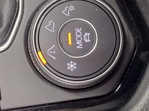New 2026 Volkswagen Taos S AWD/4WD image 25