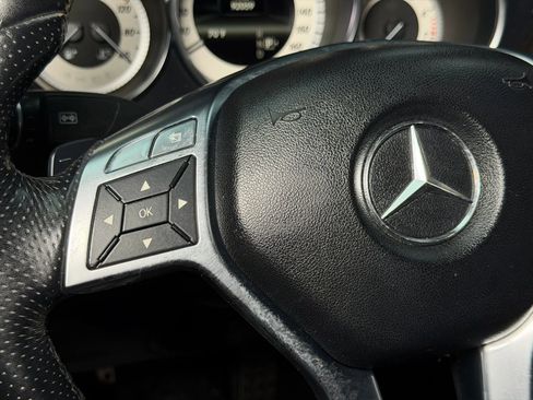 Used 2013 Mercedes-Benz CLS 550 image 40