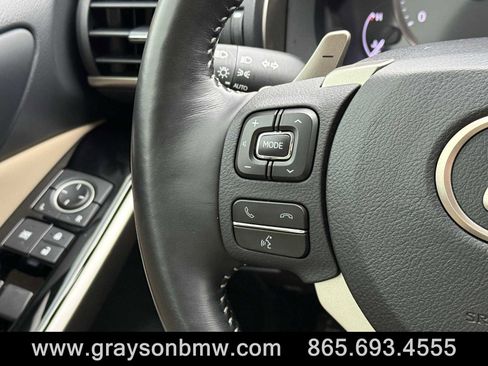 Used 2020 Lexus IS 300 image 16