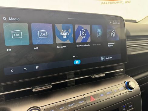 Used 2026 Hyundai Kona SEL Sport FWD image 14