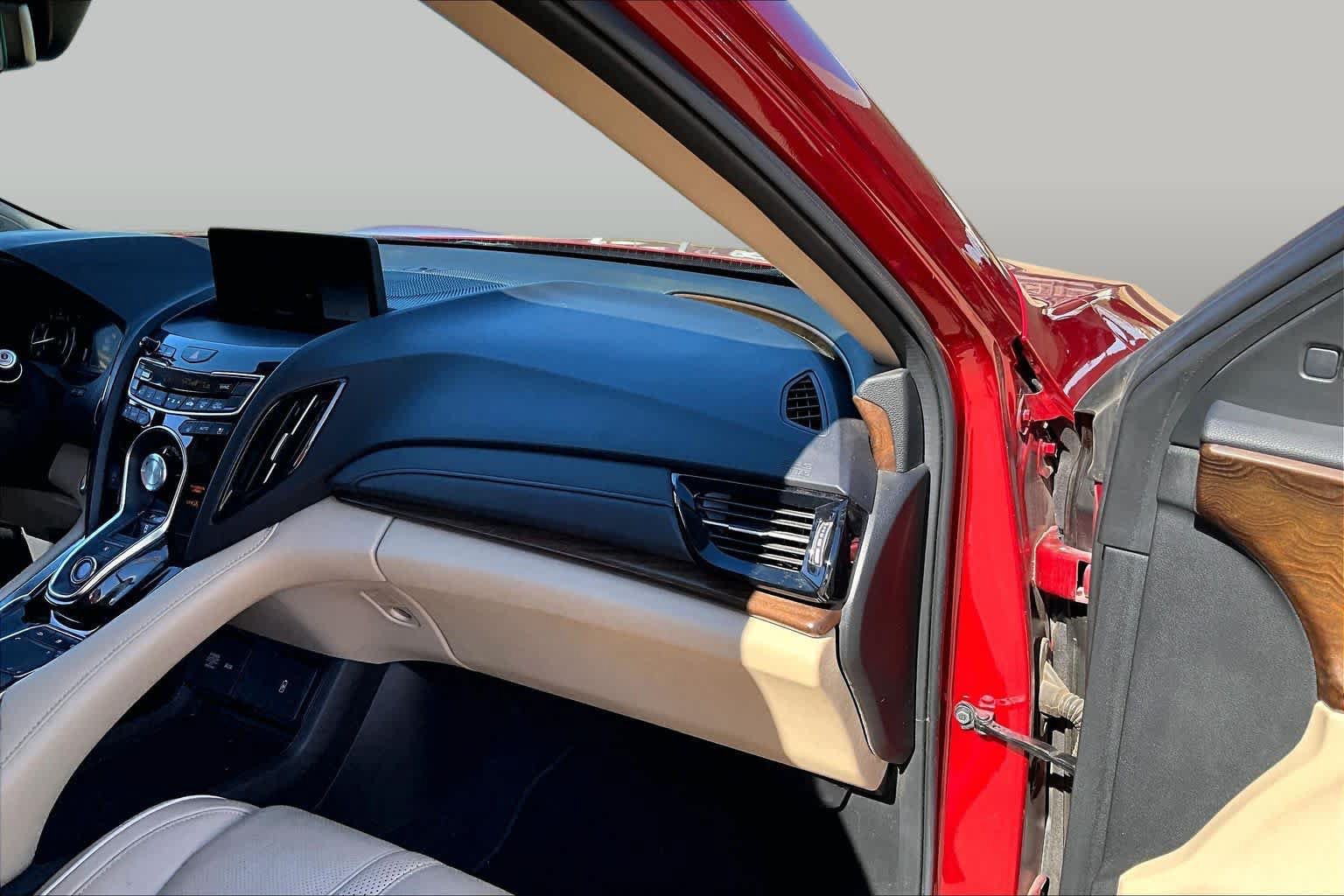 Used 2019 Acura RDX w/ Advance Package AWD/4WD image 16