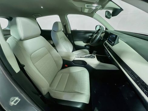 Used 2023 Honda HR-V LX image 24
