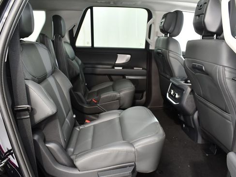 New 2027 Ford Expedition Max Active AWD/4WD image 19